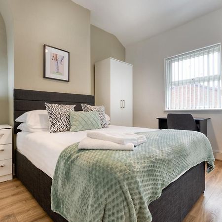 Host Liverpool - Artsy Stadium Suite, City Center & Garden Exteriér fotografie